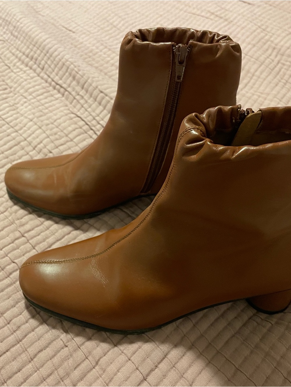 Anne Thomas Women's Jeanne Leather Ankle Booties with Block Heel 39 8.5 - Picture 2 of 9